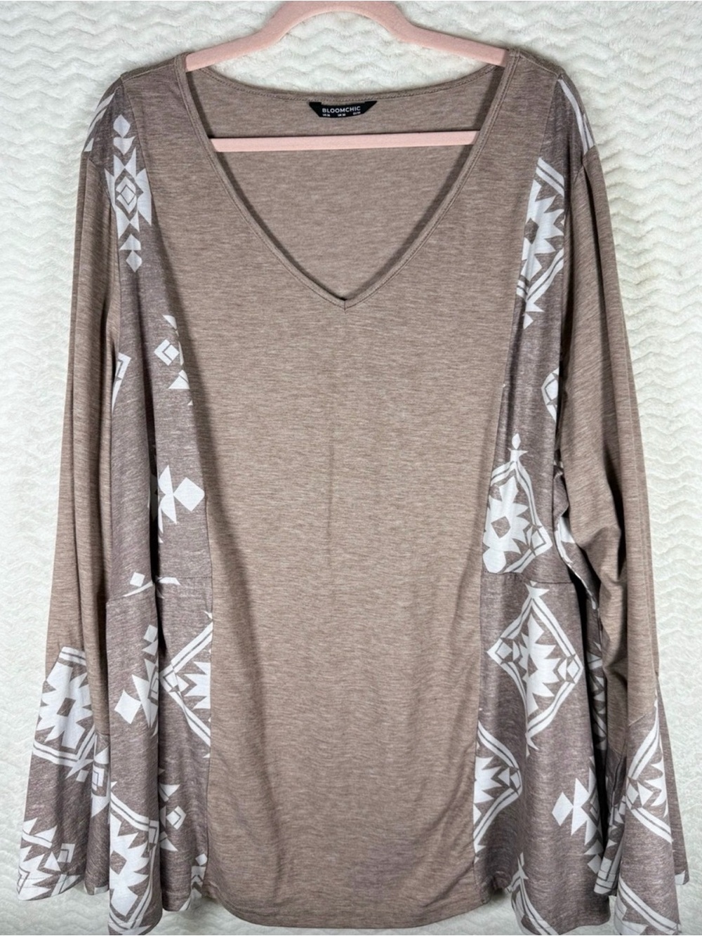 BloomChic Taupe V-Neck Printed Sleeve Top
